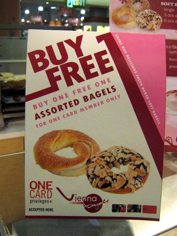 Simon Says Vienna Bagels, 1 Utama